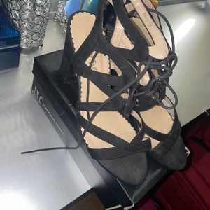 Comfortable black shoes